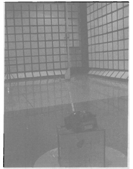 圖3、伊藤汽油發(fā)電機(jī)電磁發(fā)射測(cè)試示意圖